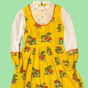 1960s to 70s Vintage Holly Hobbie Mushroom Print Dress Youth Jr. Size